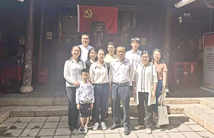 機(jī)關(guān)第二、三、四黨支部聯(lián)合開(kāi)展黨史教育主題黨日xiao.jpg